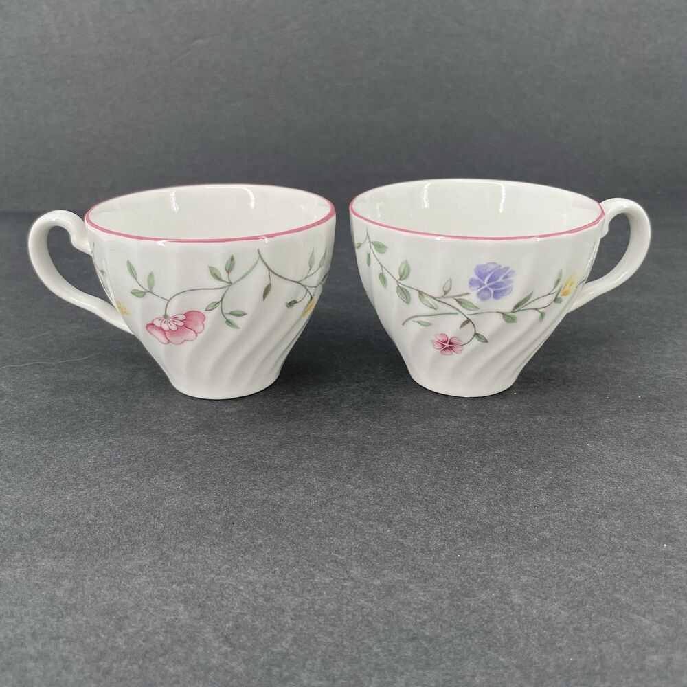 2 Johnson Brothers Summer Chintz Breakfast Tea Cups Scalloped Ceramic England 3"